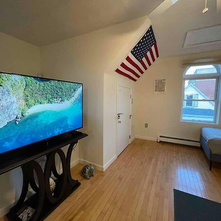 Cozy Condo With All Perks & Parking Close To Encore Casino Everett Экстерьер фото
